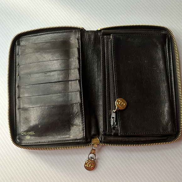 Chanel Black Quilted CC Timeless Zip Around Wallet - Picture 4 of 11